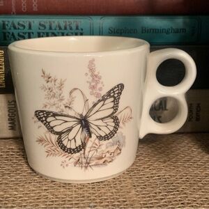 Vintage Butterfly Mug 2 Finger Brown / Neutral 1970s Unmarked Single Unique
